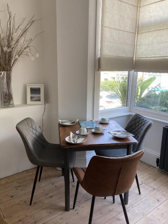 Summer Breeze New Quay Extérieur photo